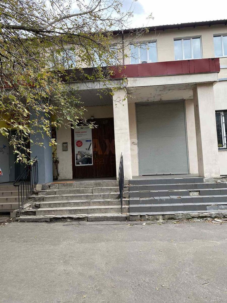 Офис пр-т Лобановского 119/2, 215м210