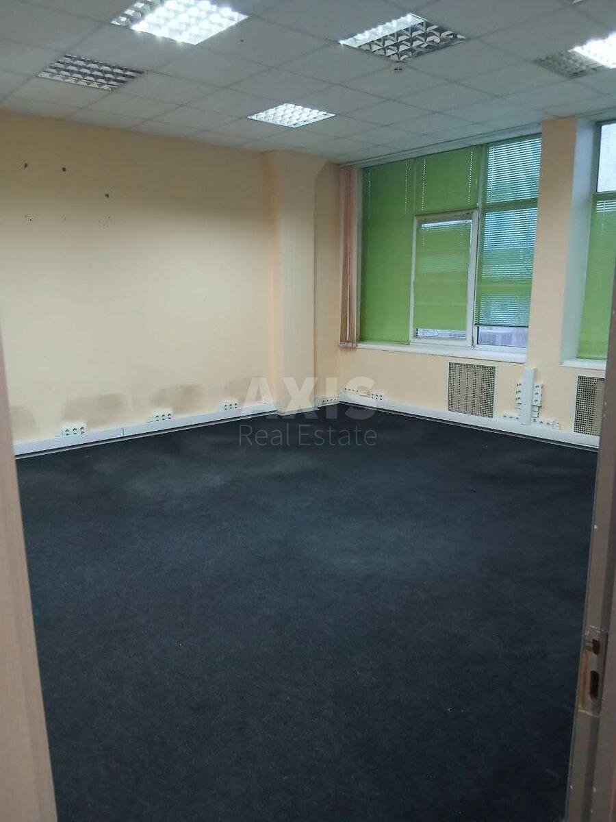 Офис ул. Кутузова 18/7, 53м23