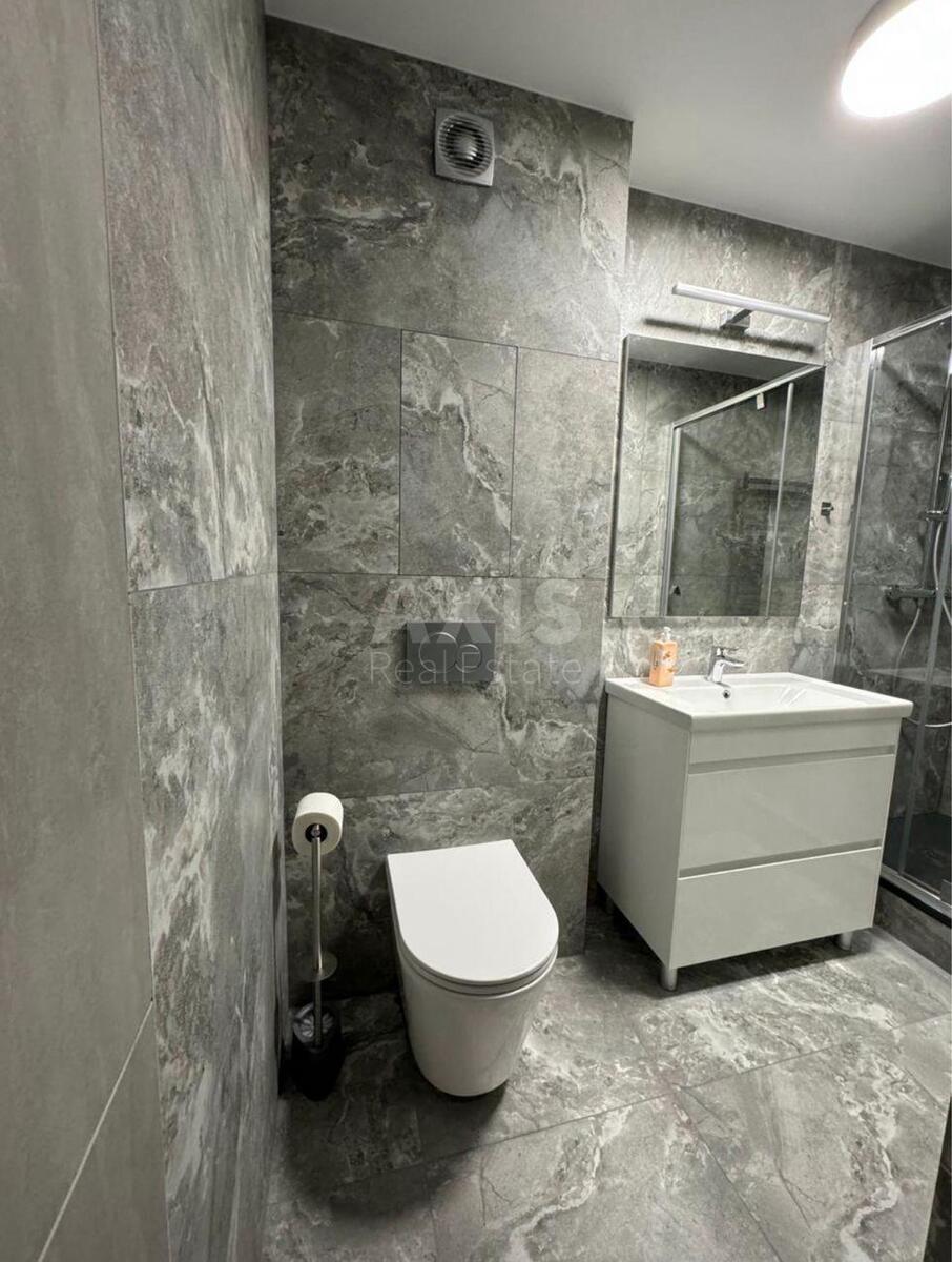 1k apartment vul. Zhyljans'ka 68633548