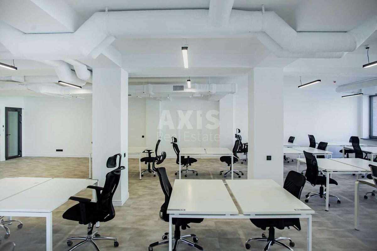 Office vul. Saksagans'kogo 53/80, 200m22