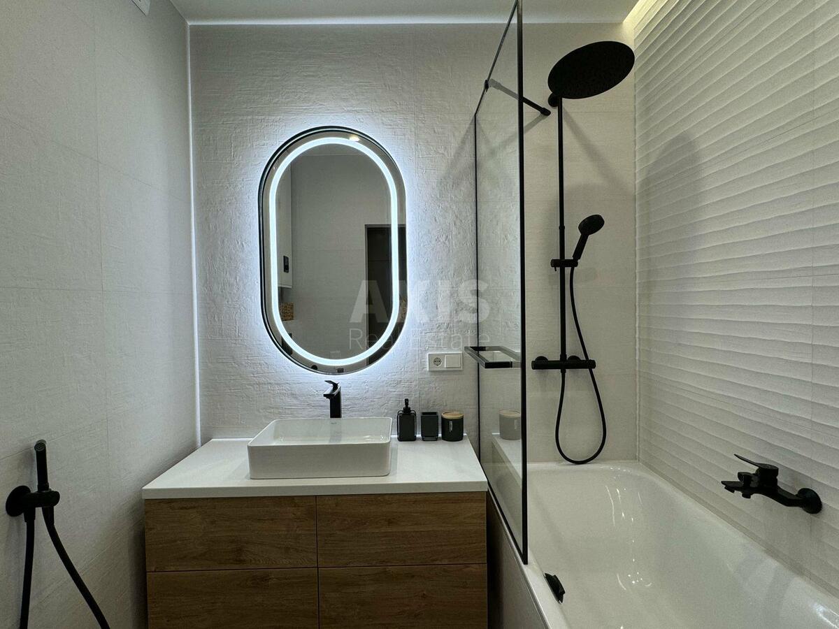 2k apartment vul. Glybochyc'ka 13580628