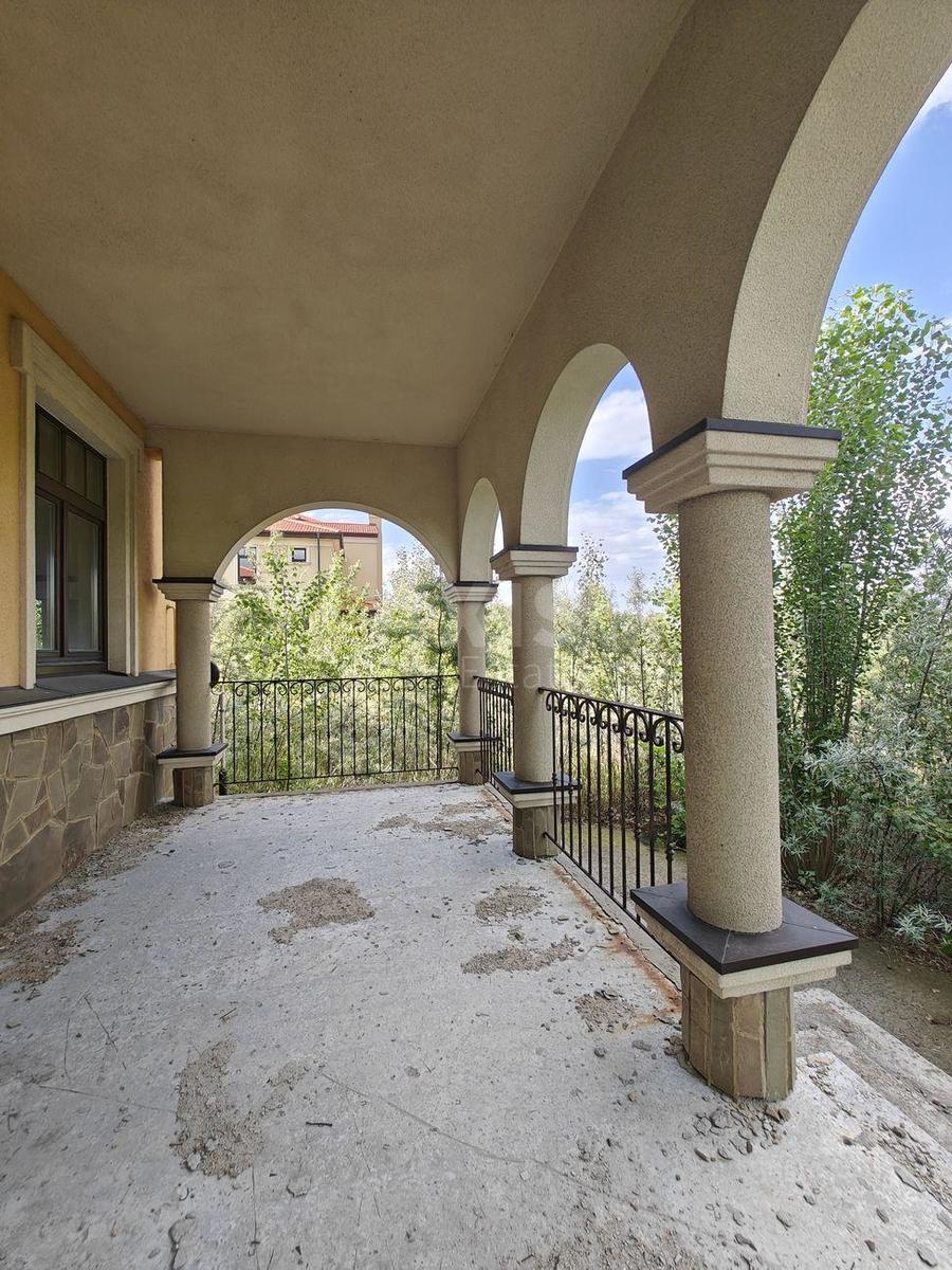 House vul. Bogatyrs'ka, 416m2, Kyiv city4