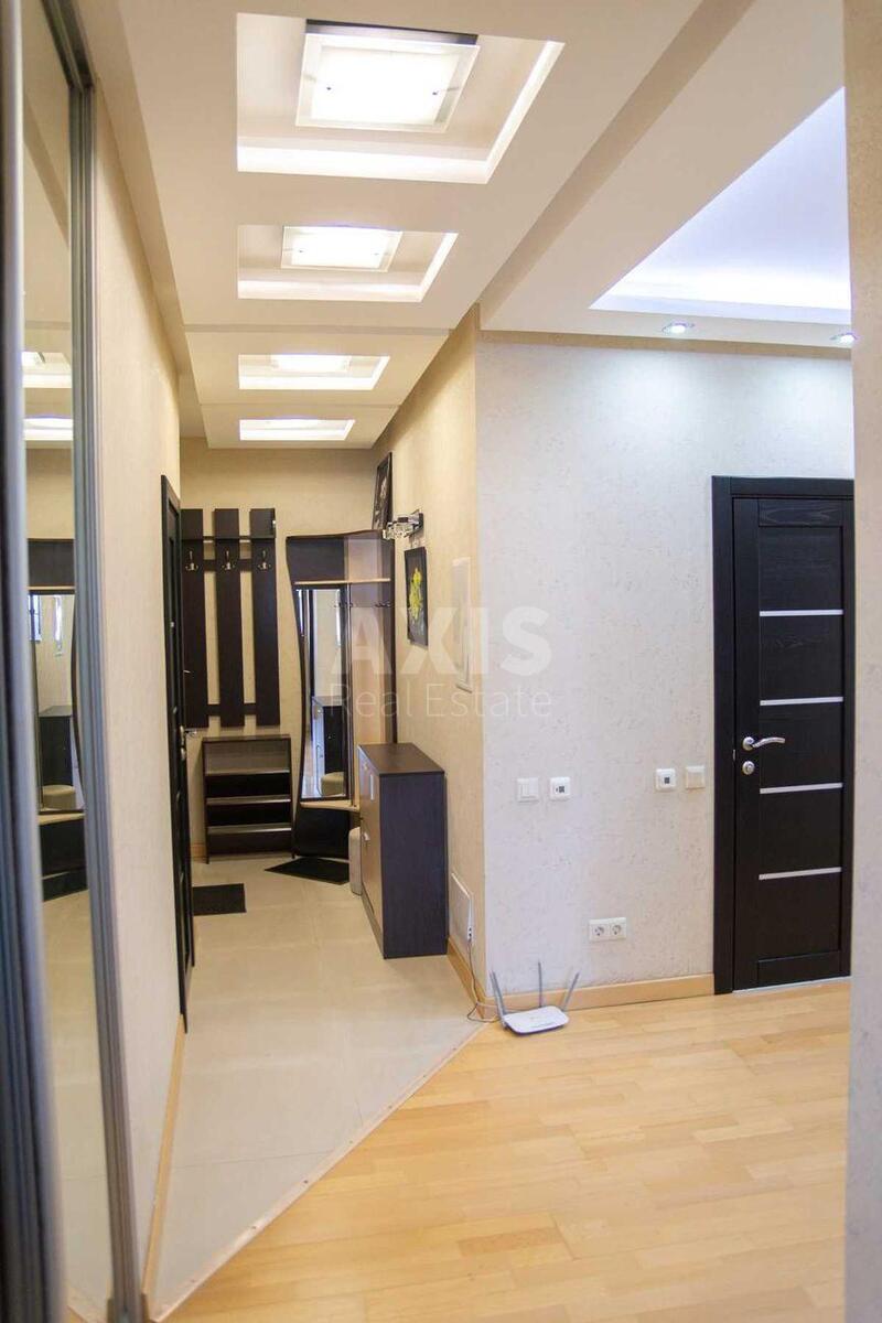 3k apartment vul. Avtozavods'ka 29А2