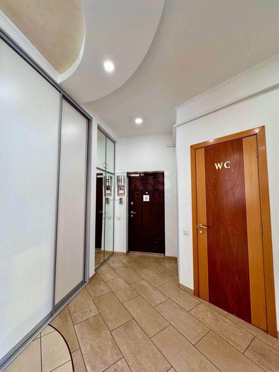 6к квартира ул. Трехсвятительская 13577050