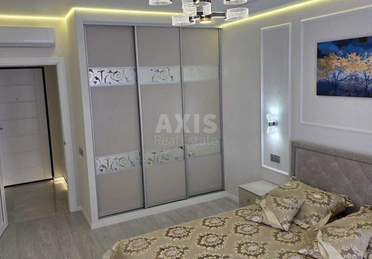 2k apartment vul. Myhajla Maksymovycha 28Е4