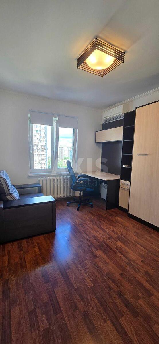 3k apartment vul. Urlivs'ka 19579206