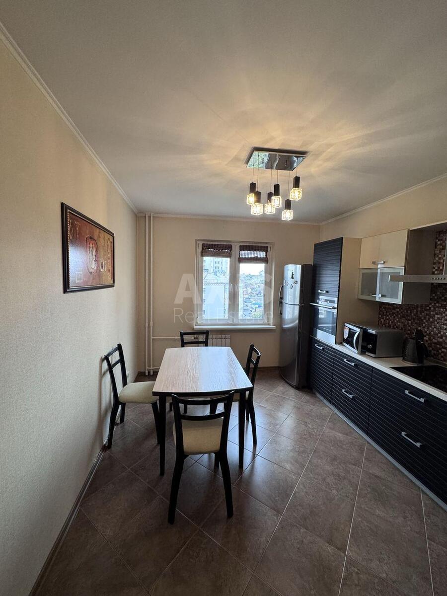 1k apartment vul. Bakyns'ka 37Г636030
