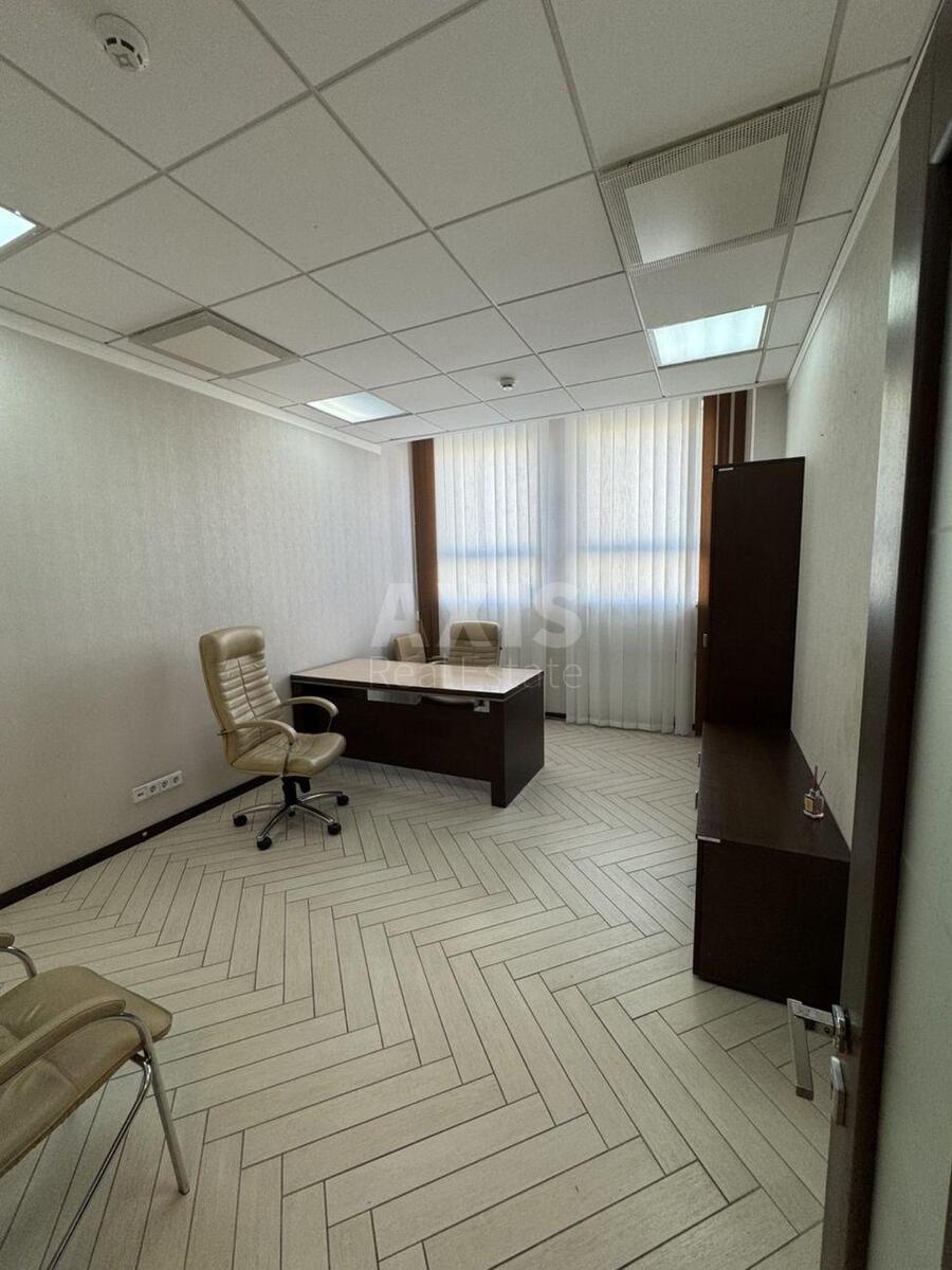 Office vul. Rustaveli Shota 44, 145m26268411
