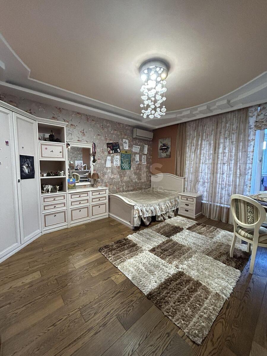 4k apartment vul. Symonenka Vasylja 50