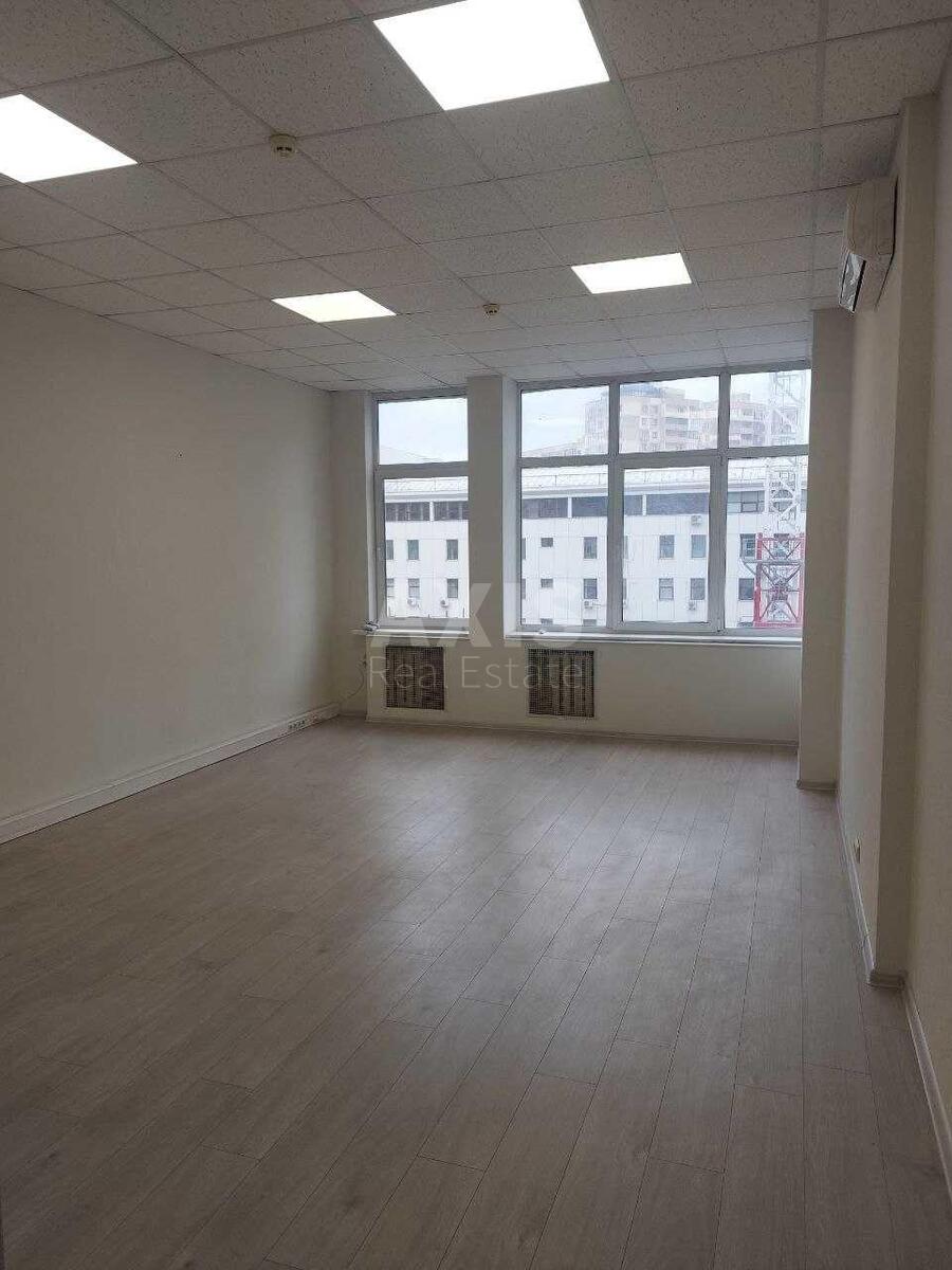 Офис ул. Кутузова 18/7, 32м2