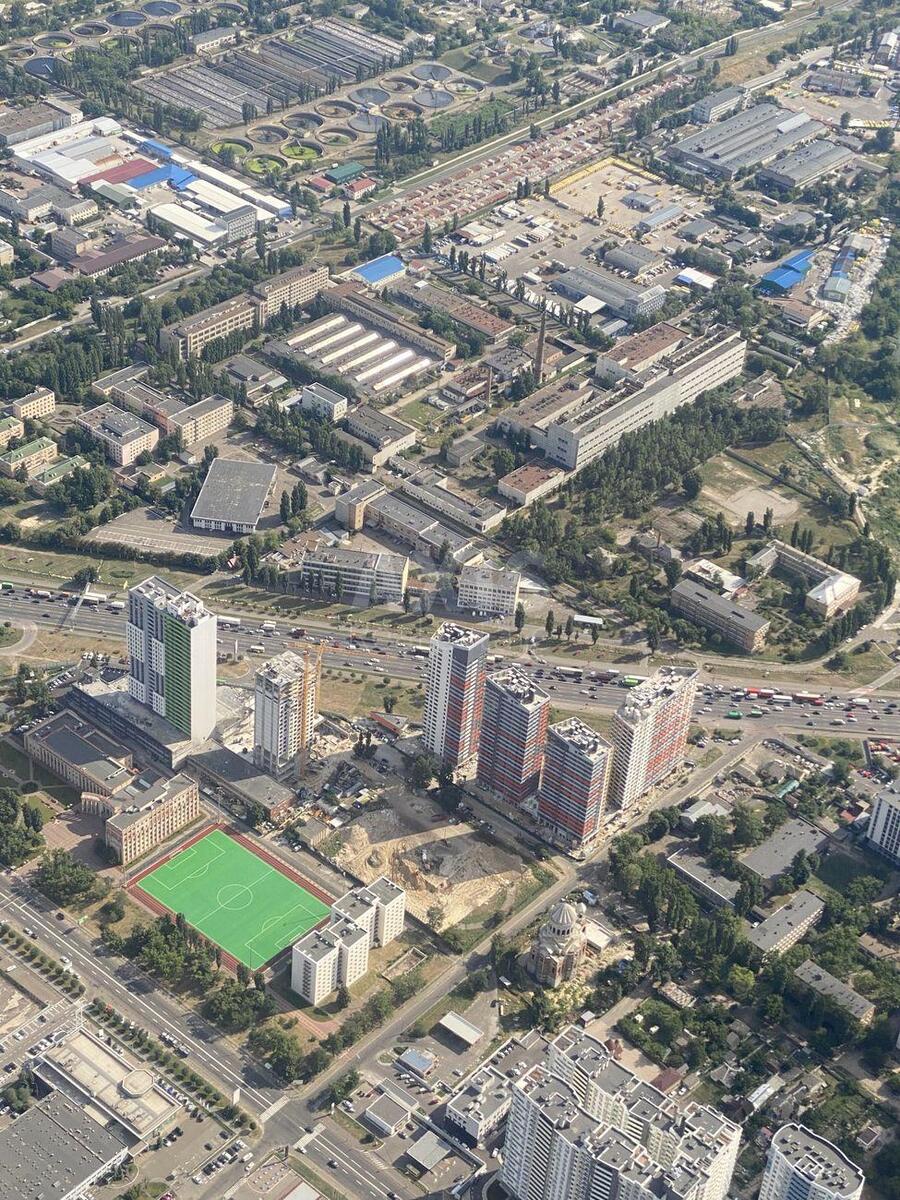Объект торговли пр-т Бажана Николая 17А, 35м25866715