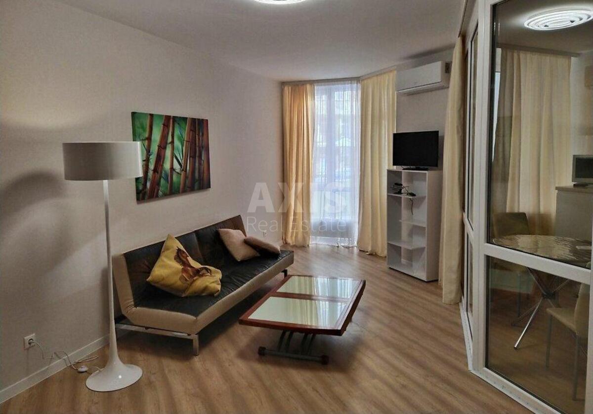 2k apartment vul. Dmytrivs'ka 60/193