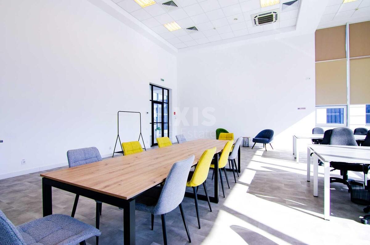 Office prov. Ohtyrs'kyj 7, 125m22