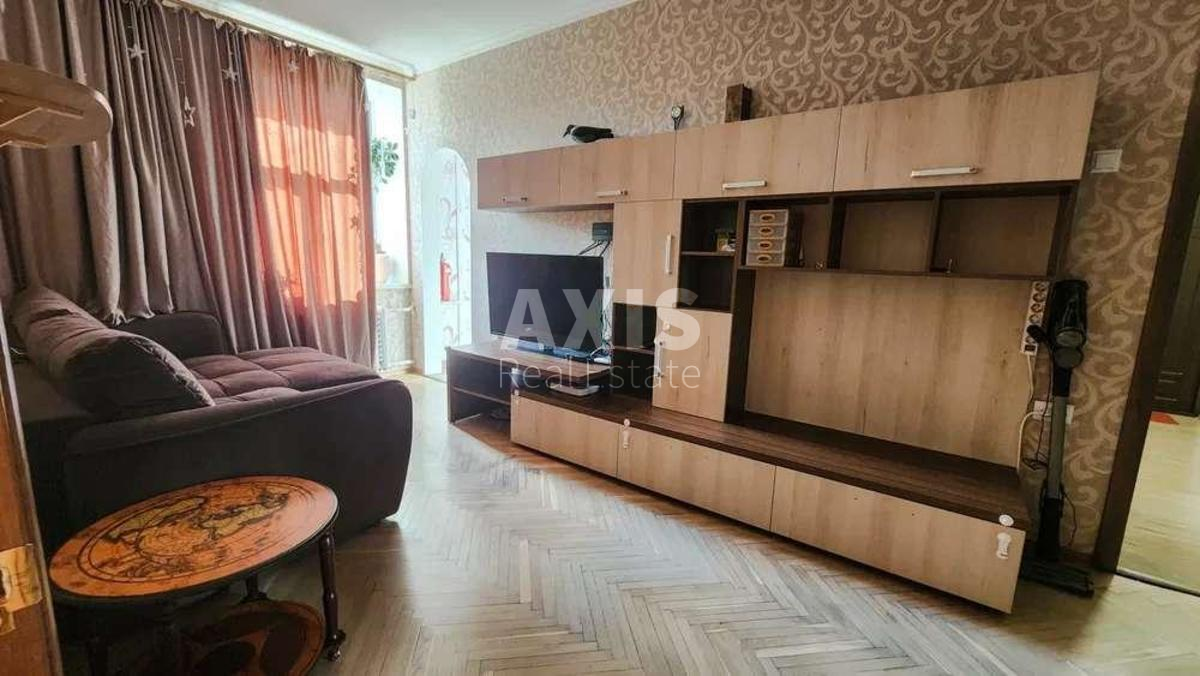 2к квартира вул. Саксаганського 121
