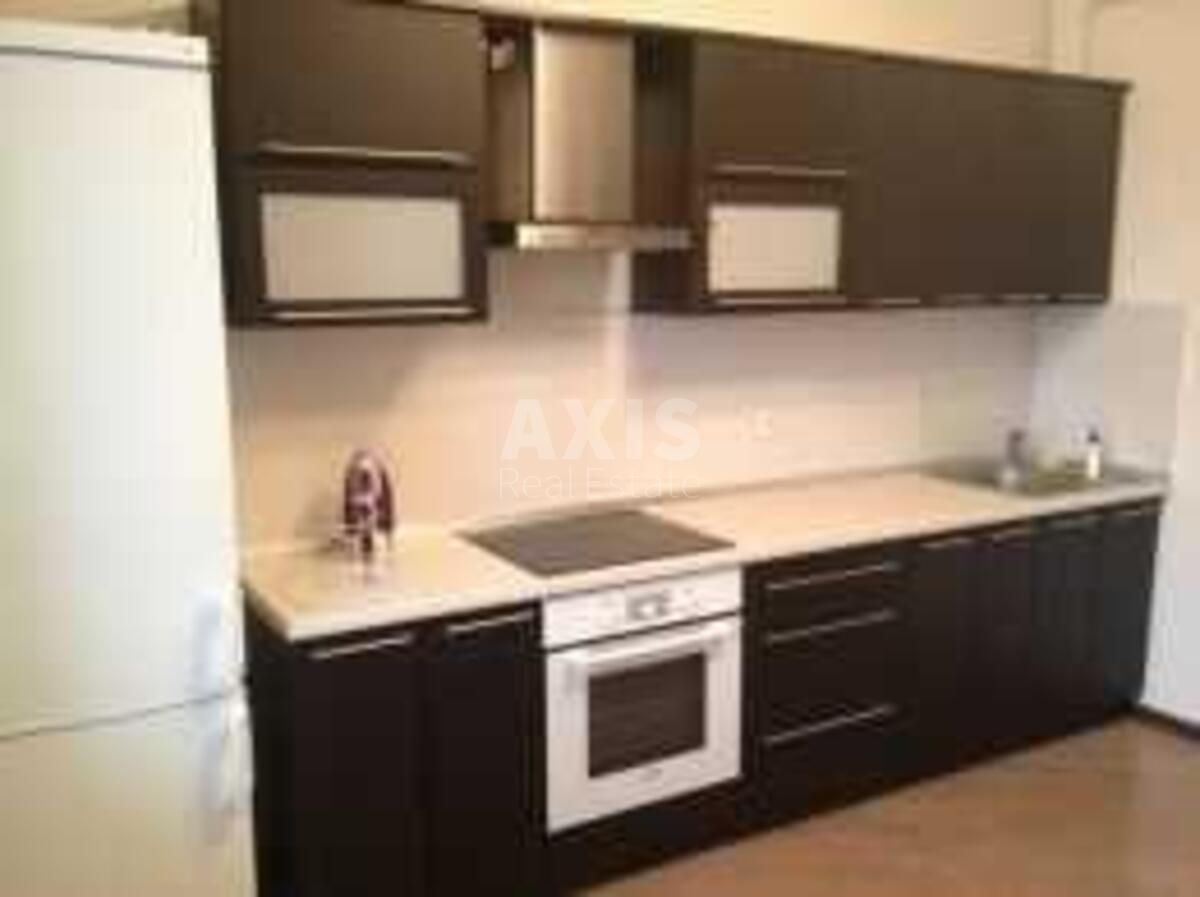 1к квартира вул. Ахматової Анни 22