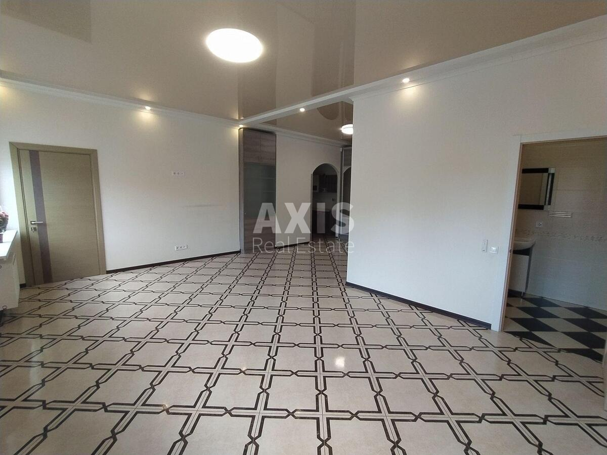 Office vul. Saksagans'kogo 119, 57m2