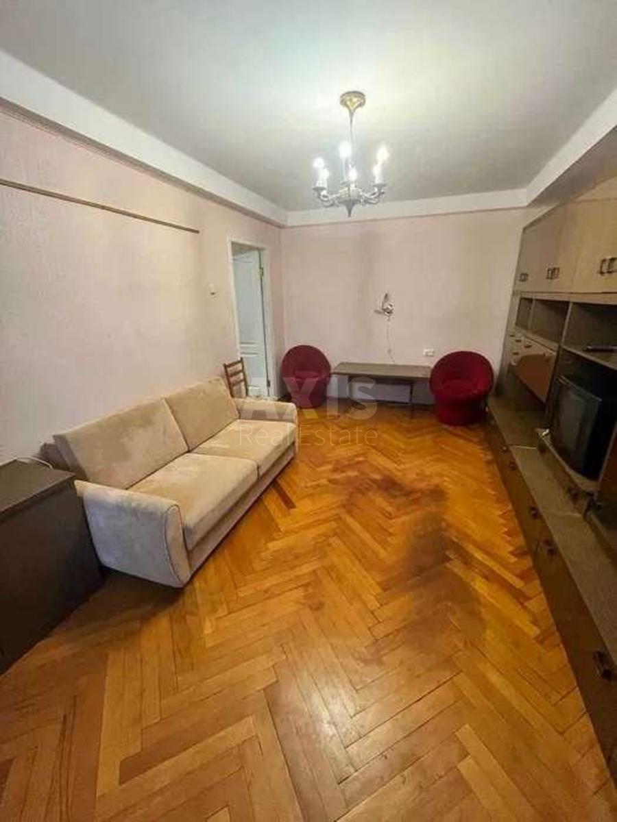 1k apartment vul. Radchenka Petra 27