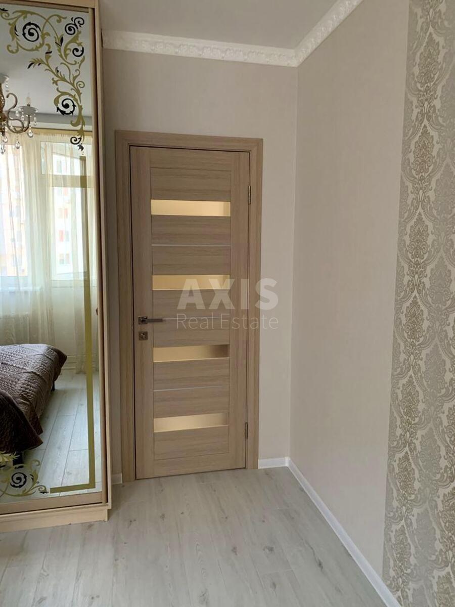 2k apartment vul. Yulia Zdanovska 50/2637758