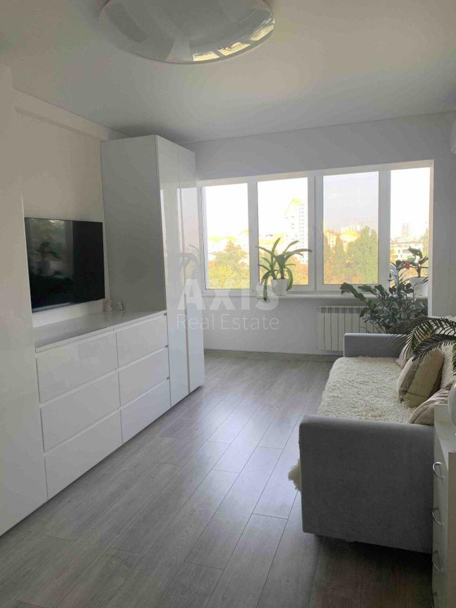 2k apartment vul. Bereznjakivs'ka 200