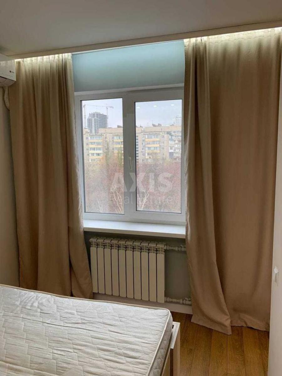 1k apartment bul. Druzhby Narodiv 83