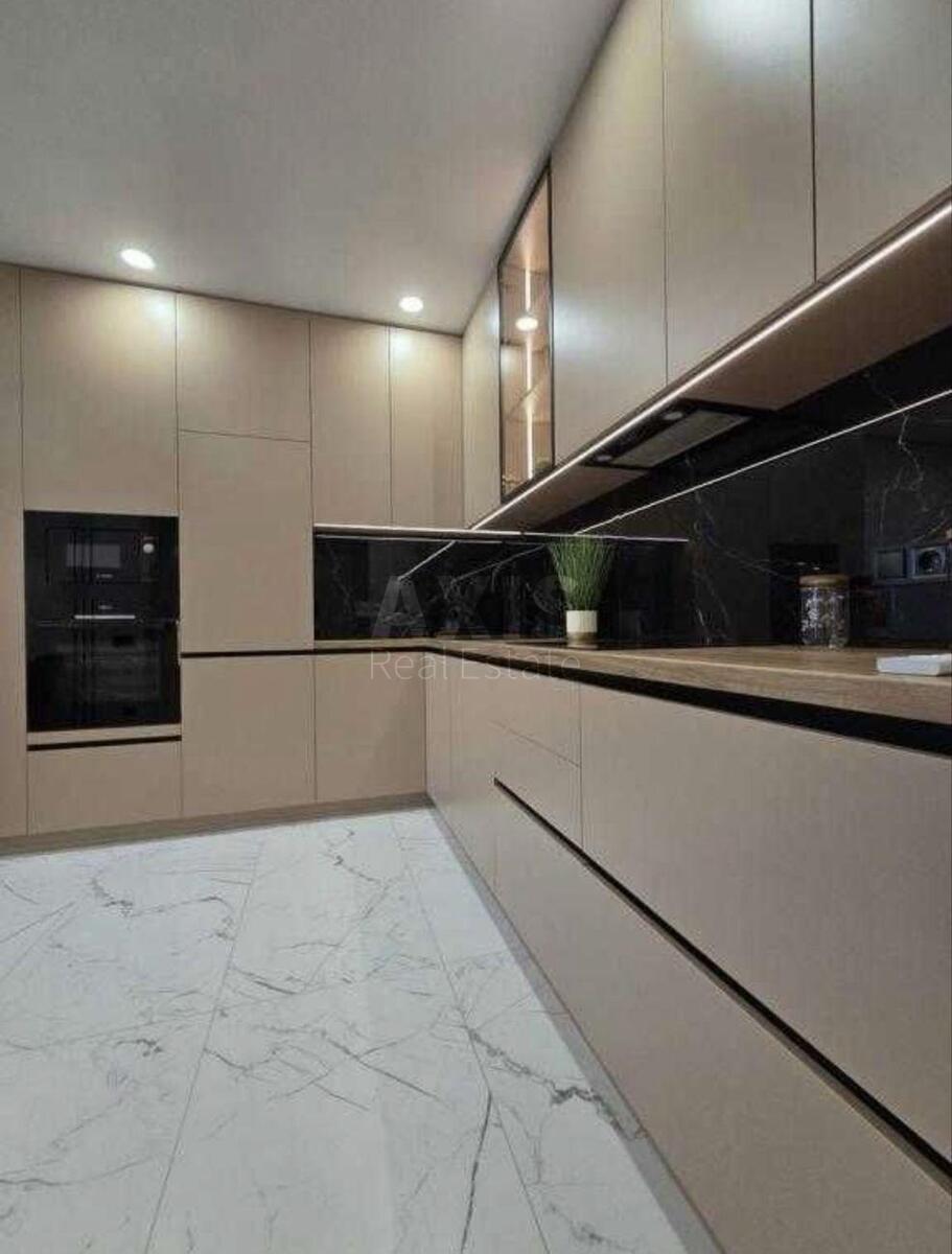 1k apartment vul. Rodyny Kristeriv 20558283