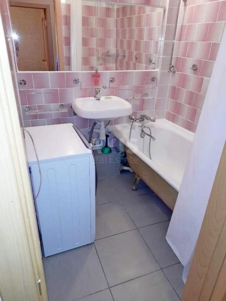 2k apartment vul. Revuc'kogo 253