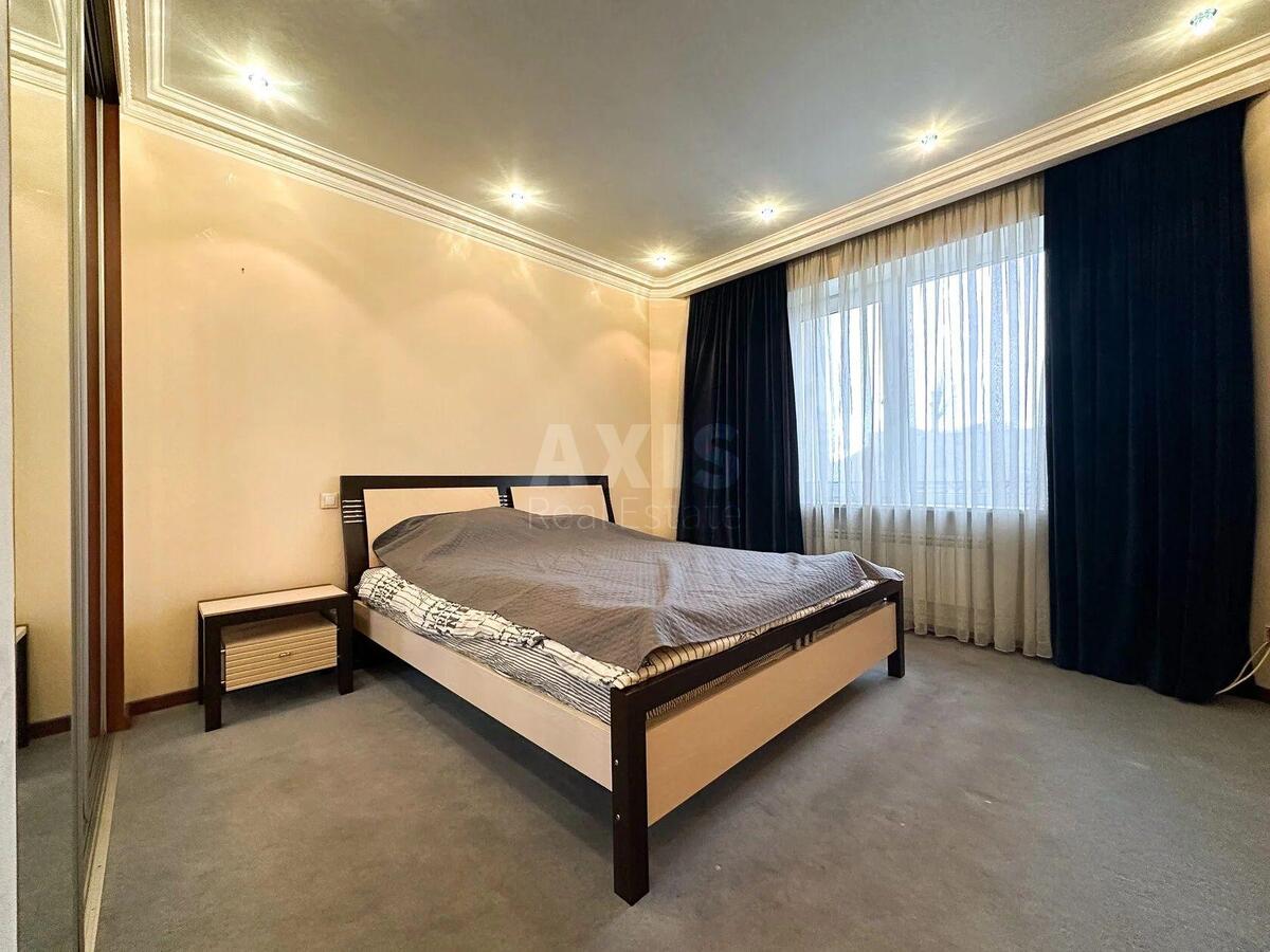 1k apartment vul. Polupanova 108