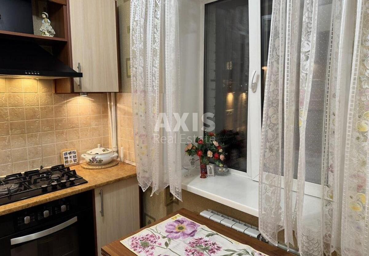 2к квартира ул. Телиги Елены 17616750