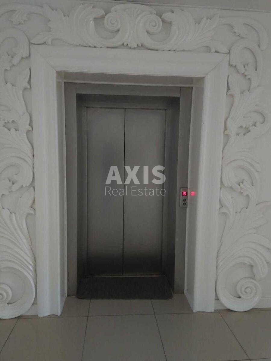 Office vul. Verhnij Val 2, 237m2585872