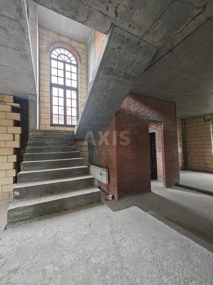 House vul. Bogatyrs'ka, 416m2, Kyiv city1