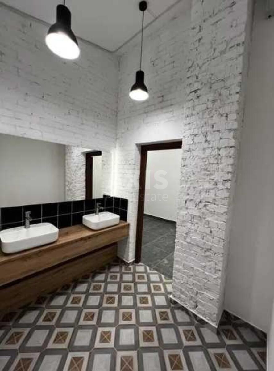 Trade object vul. Mezhygirs'ka 87А, 38m2620675