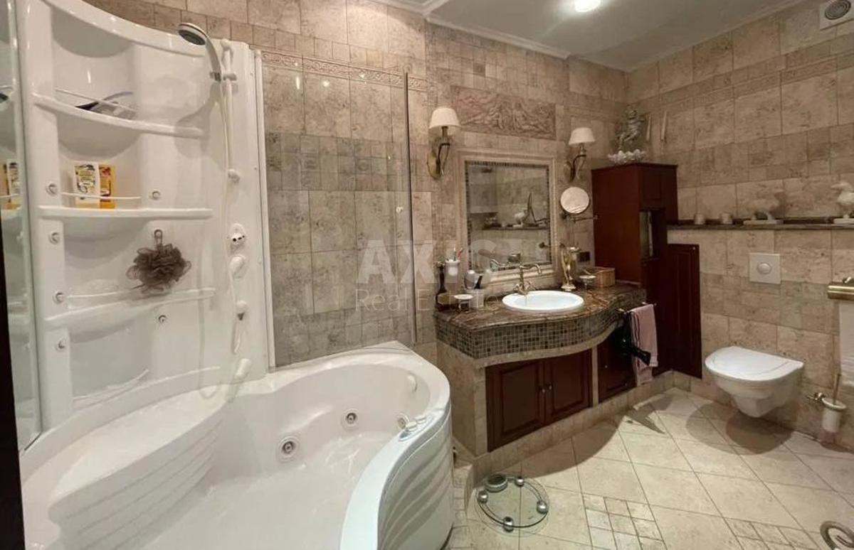 4k apartment vul. Dmytrivs'ka 48Г5