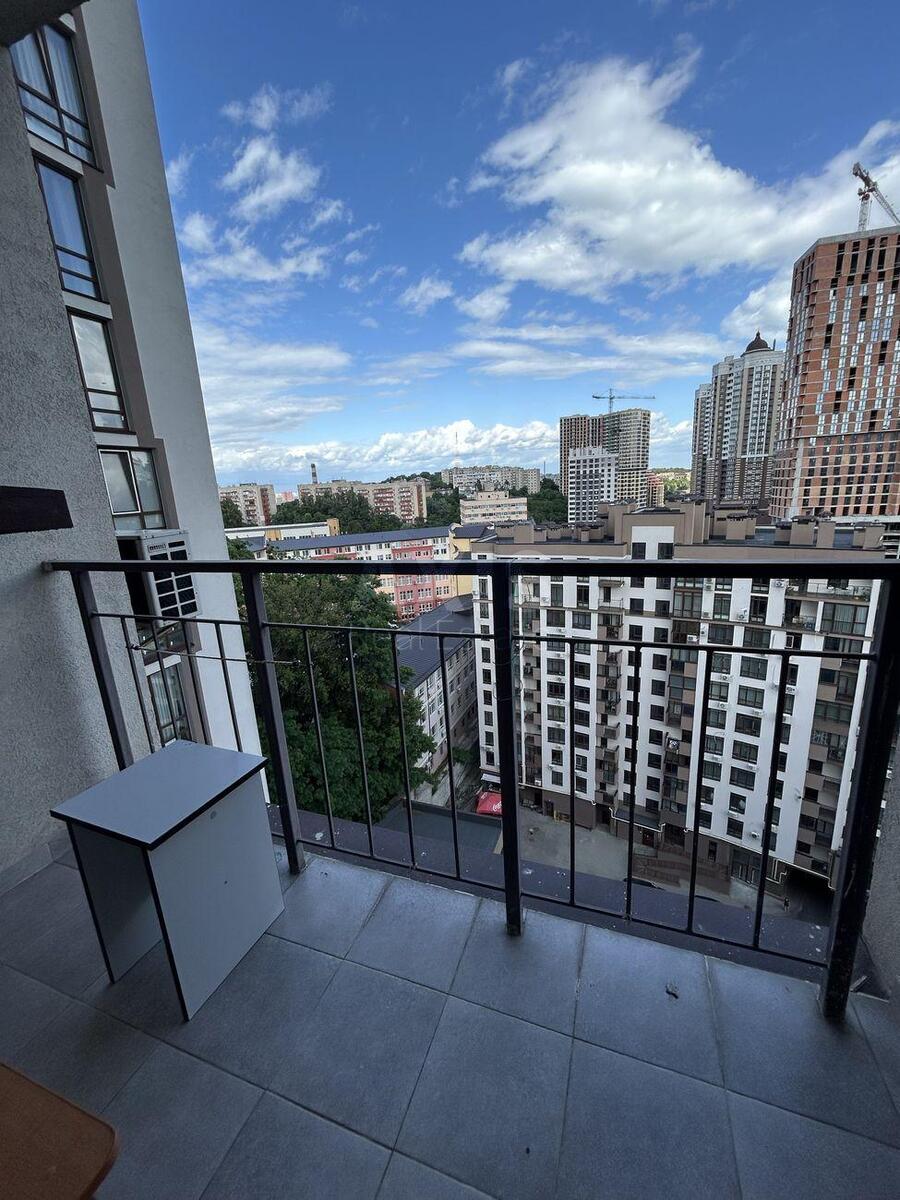 2k apartment vul. Glybochyc'ka 136368518