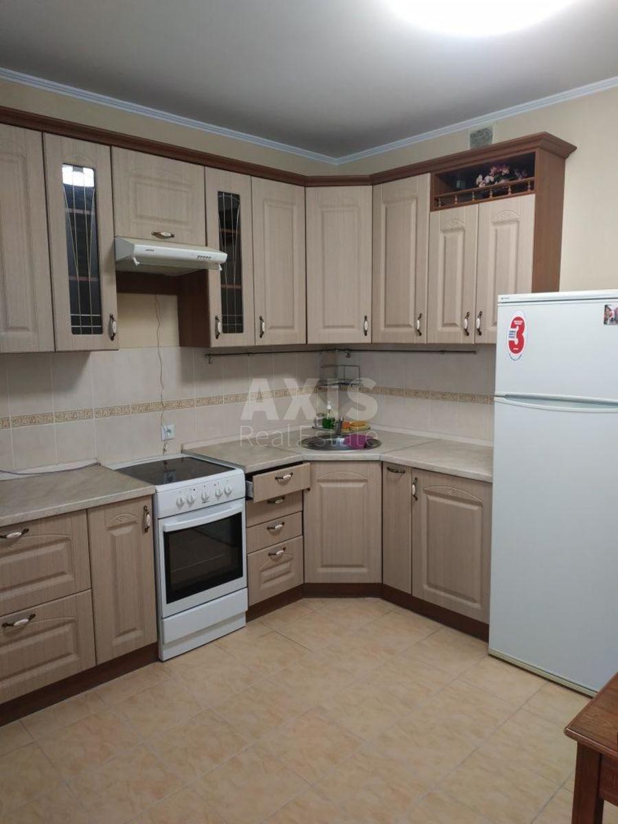 1k apartment vul. Voskresens'ka 16В