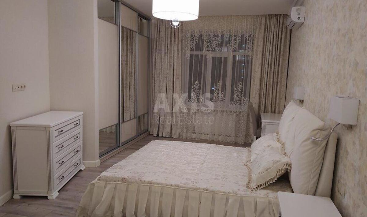 2k apartment vul. Zatyshna 161