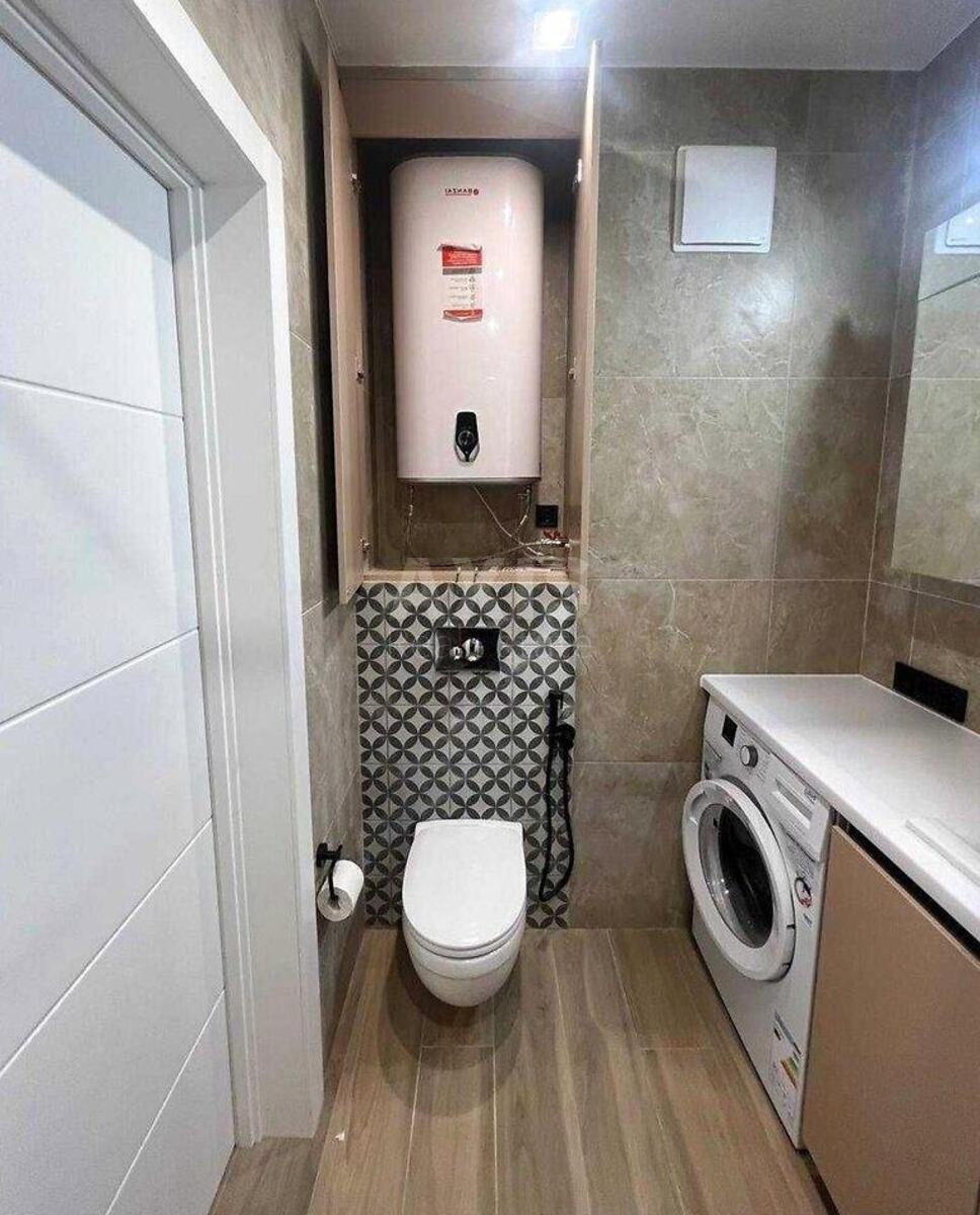 1k apartment vul. Sverstjuka Jevgena 6Д4