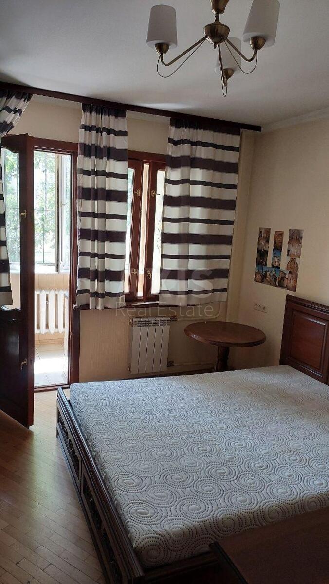 3к квартира ул. Драйзера Теодора 302