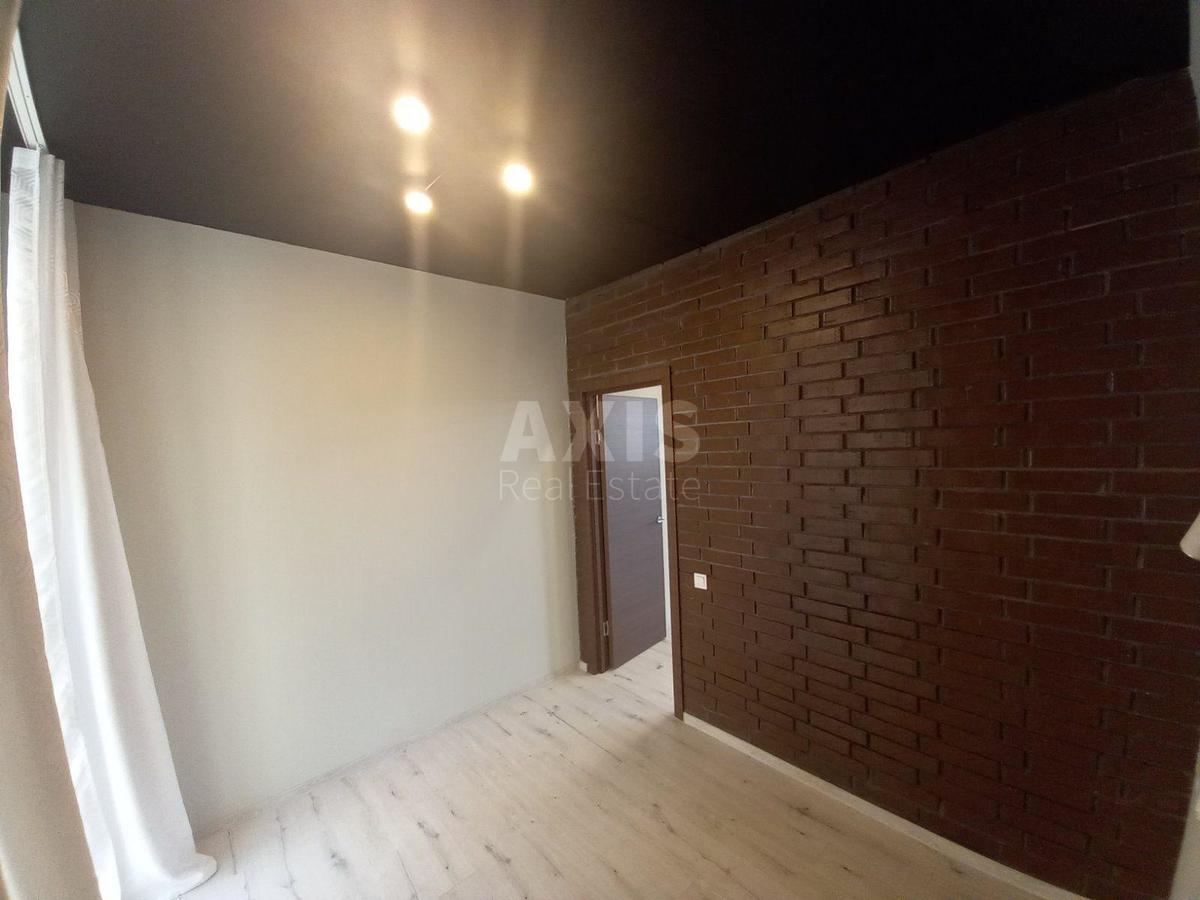 1k apartment vul. Pozhars'kogo 16Б1
