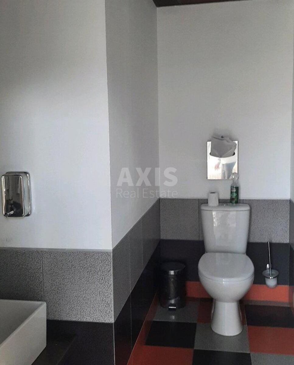 Office pl. Sportyvna 3В, 350m24