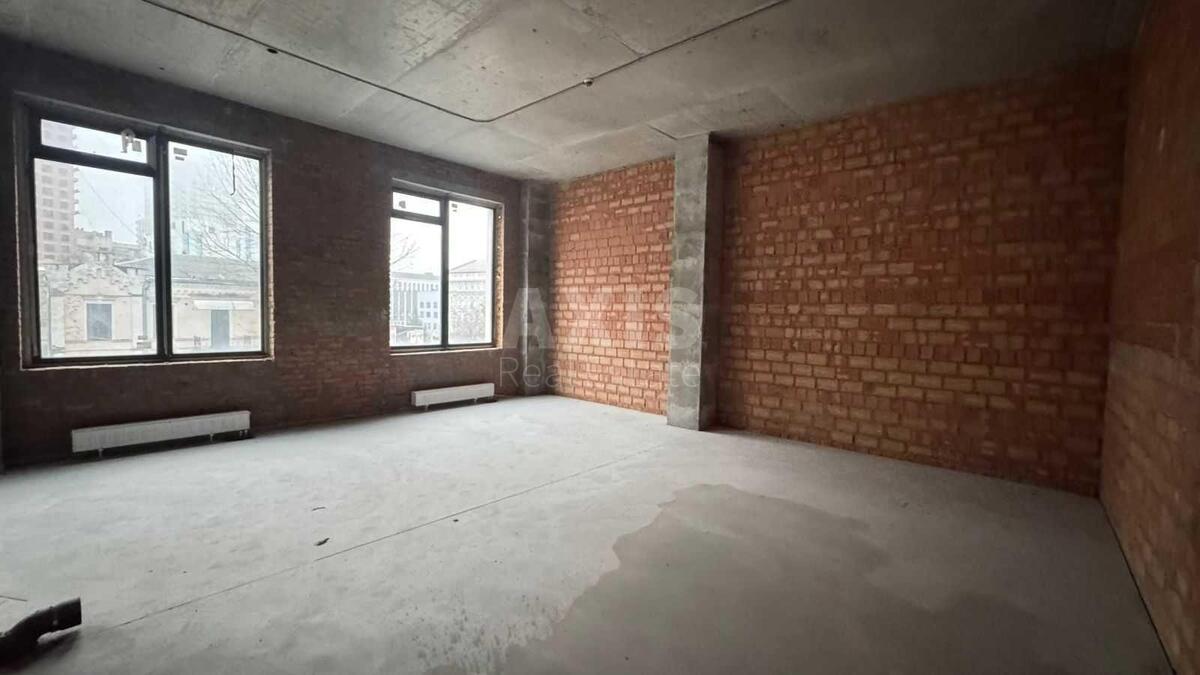 Office vul. Volodymyrs'ka 86А, 125m2597325
