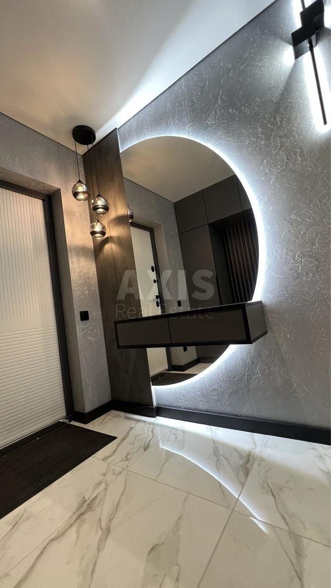 3k apartment vul. Myhajla Maksymovycha 320