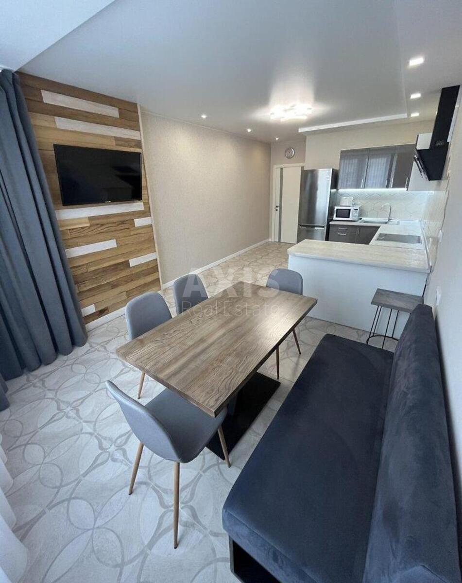 2k apartment vul. Panel'na 70