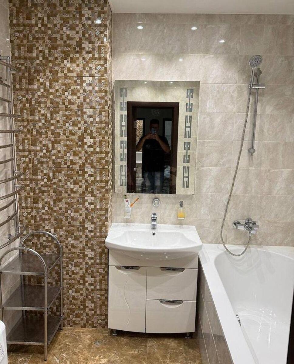 2к квартира ул. Чавдар Елизаветы 13569299