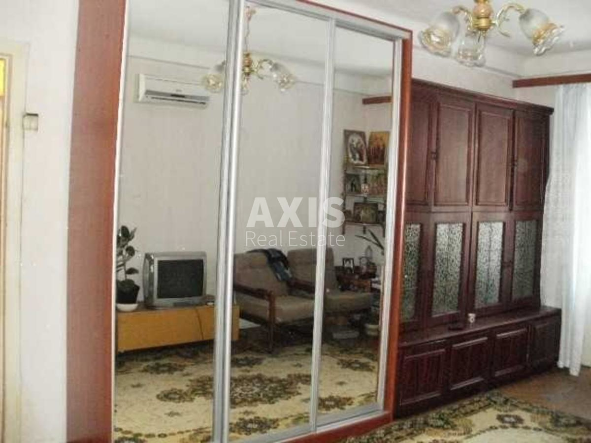 3k apartment vul. Vyflejems'ka 141
