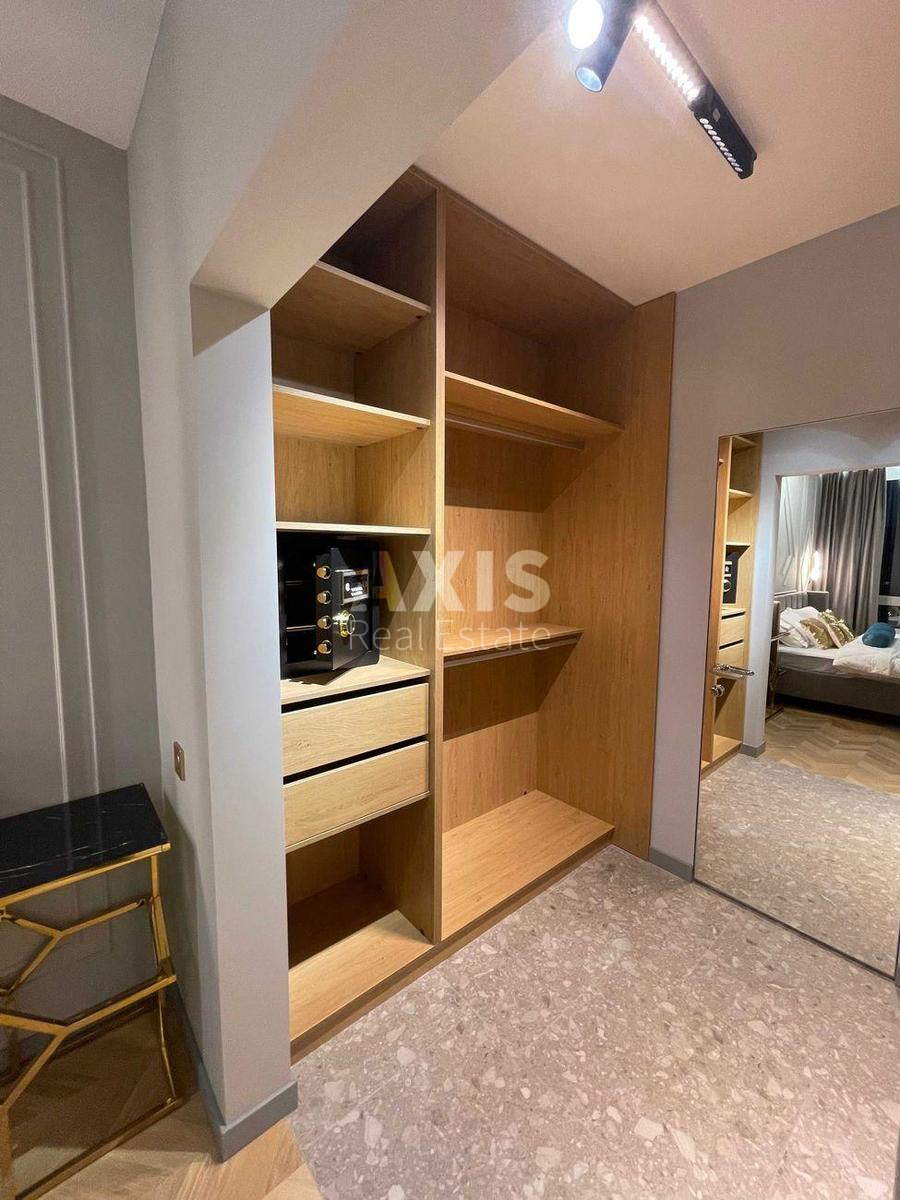 1k apartment vul. Vasyl'kivs'ka 111