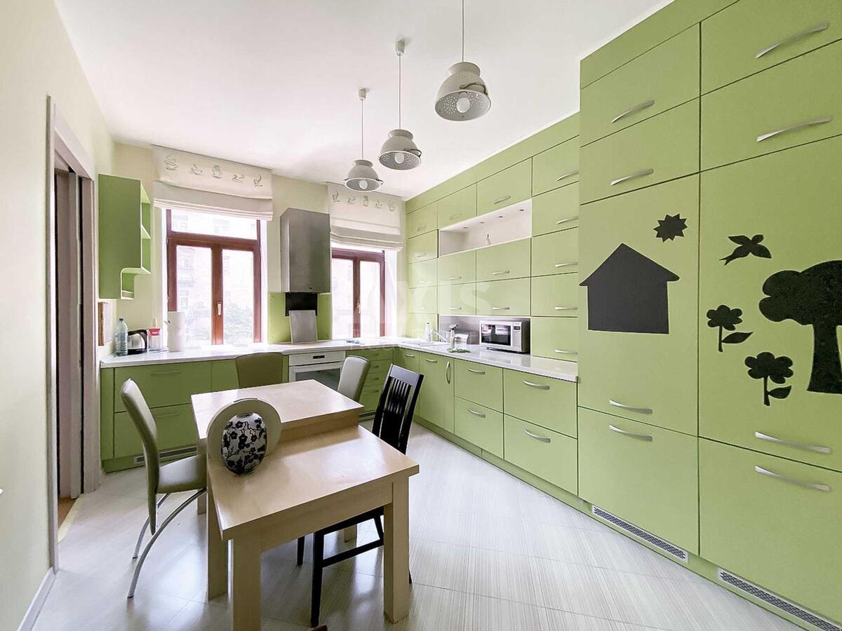 4k apartment vul. Hmel'nyc'kogo Bogdana 8256382
