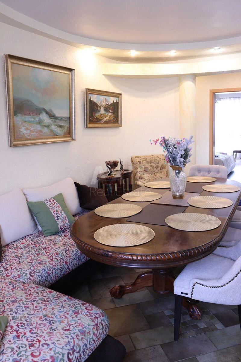 1k apartment pr-t Glushkova Akademika 22567293