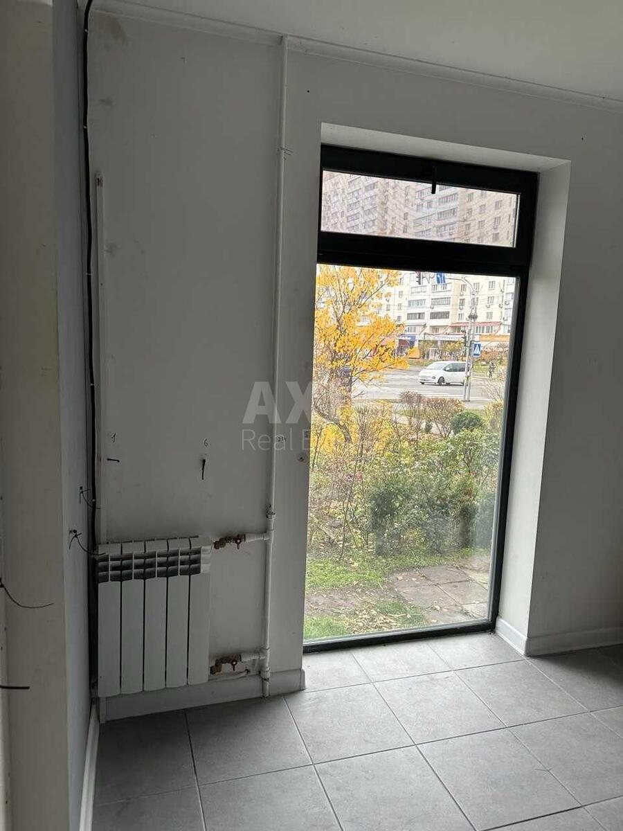 Trade object vul. Dragomanova 27, 32m2626315