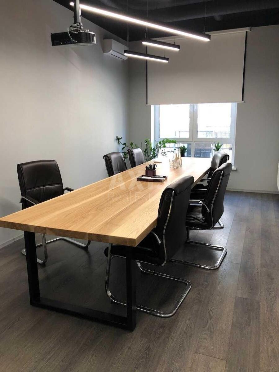 Office vul. Degtjarna 8, 220m2625052