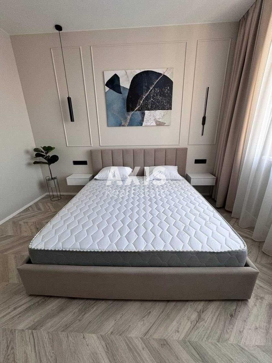 1k apartment vul. Dragomyrova Myhajla 2Б13